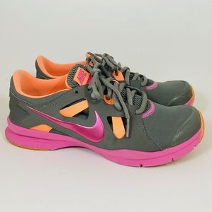 Women's Nike Tennis Shoes